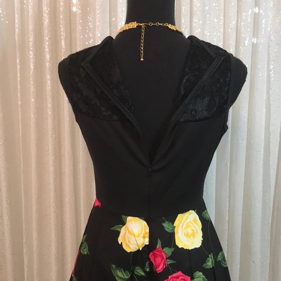 Vintage Floral Print Lace Insert Dress - Picture 7 of 8